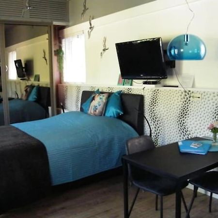 Studio Bed & Strand Scharendijke Exterior photo